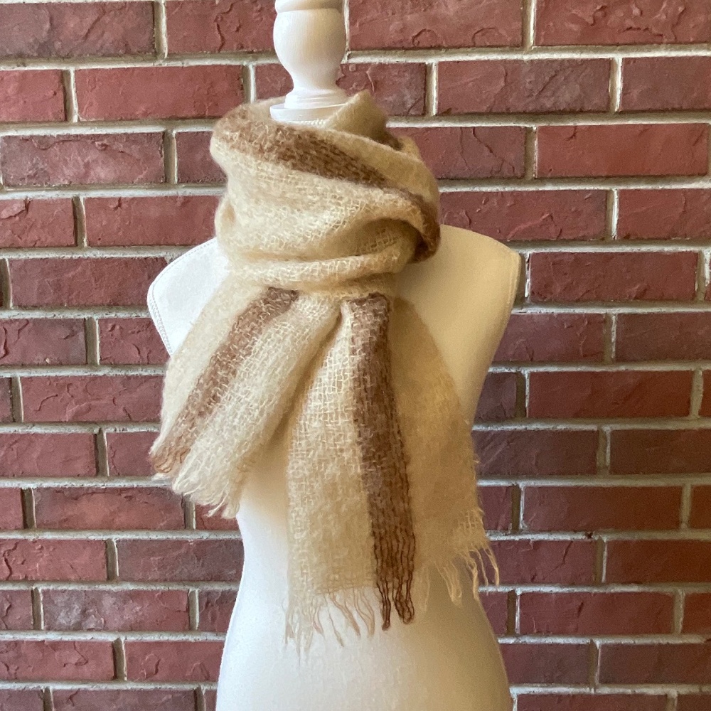 Highlands Made in Scotland Mohair Wool Hand Made Scarf 9”x70” NWOT